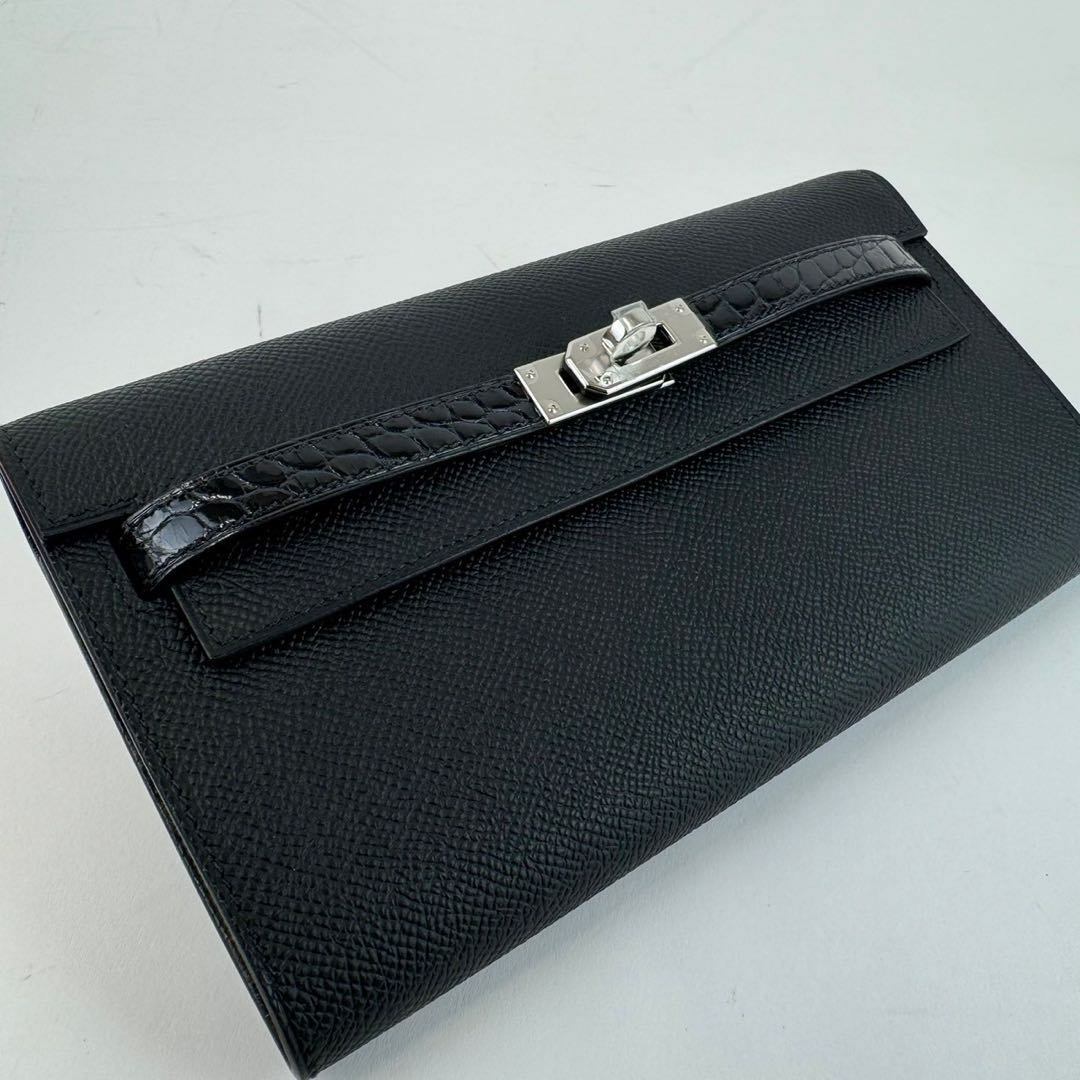 Hermes(エルメス)の新品 HERMES エルメス kelly to go Touch ケリートゥーゴータッチ Black ブラック PHW シルバー金具 B刻 メンズのファッション小物(その他)の商品写真