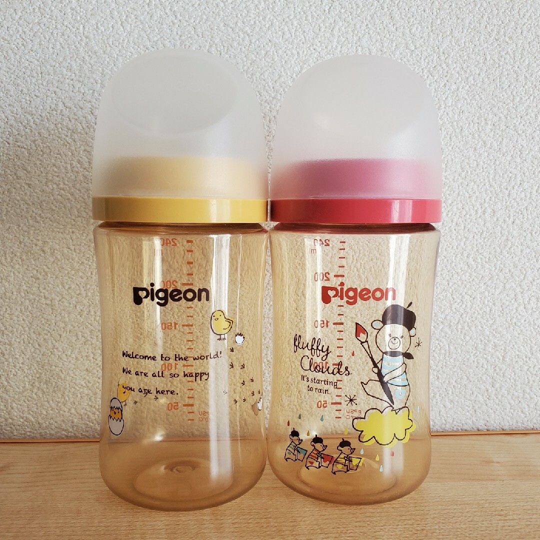 Pigeon(ピジョン)のピジョン 母乳実感 哺乳瓶 240 ml プラスチック 2本 キッズ/ベビー/マタニティの授乳/お食事用品(哺乳ビン)の商品写真