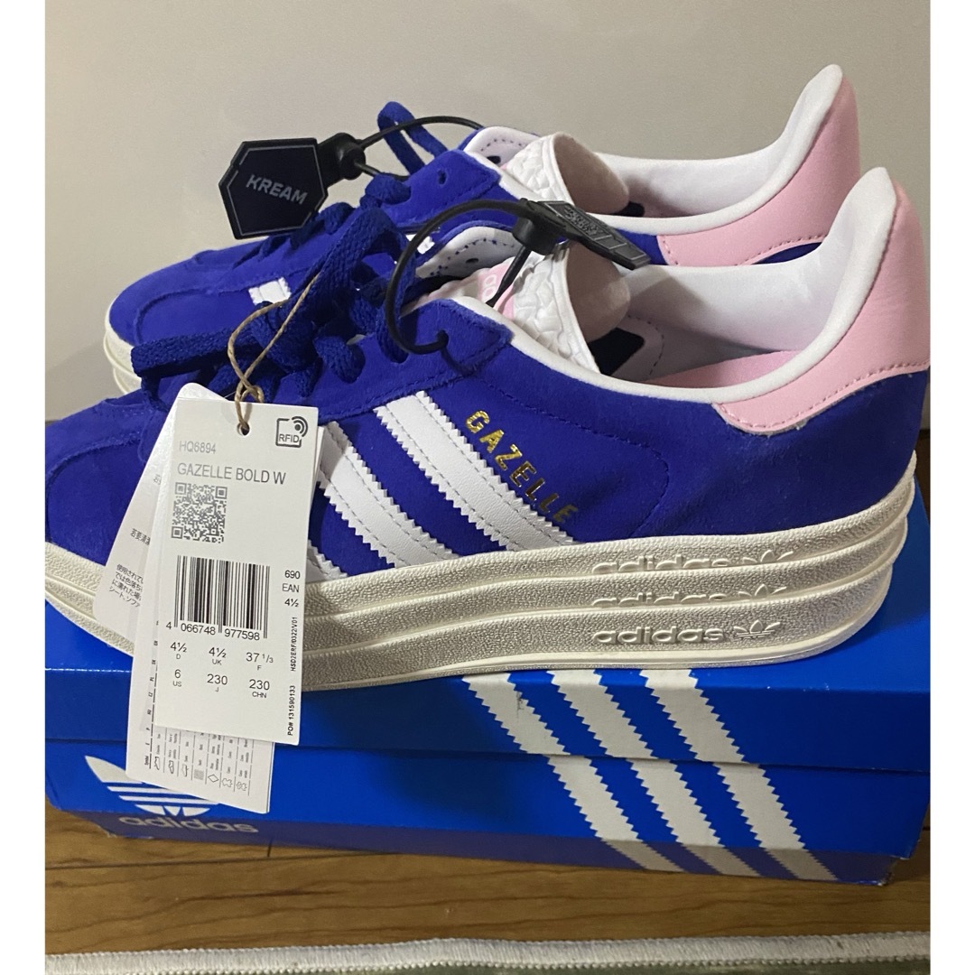 adidas(アディダス)のadidas アディダス　ガゼル　ボールド　ピンク　新品未使用 レディースの靴/シューズ(スニーカー)の商品写真