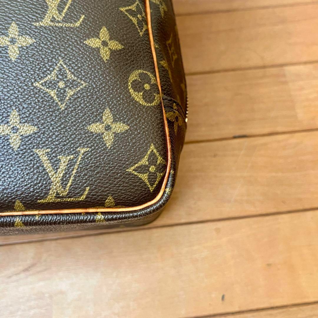 LOUIS VUITTON(ルイヴィトン)のLOUISVUITTON ルイヴィトン ドーヴィル モノグラム ハンドバッグ レディースのバッグ(ハンドバッグ)の商品写真