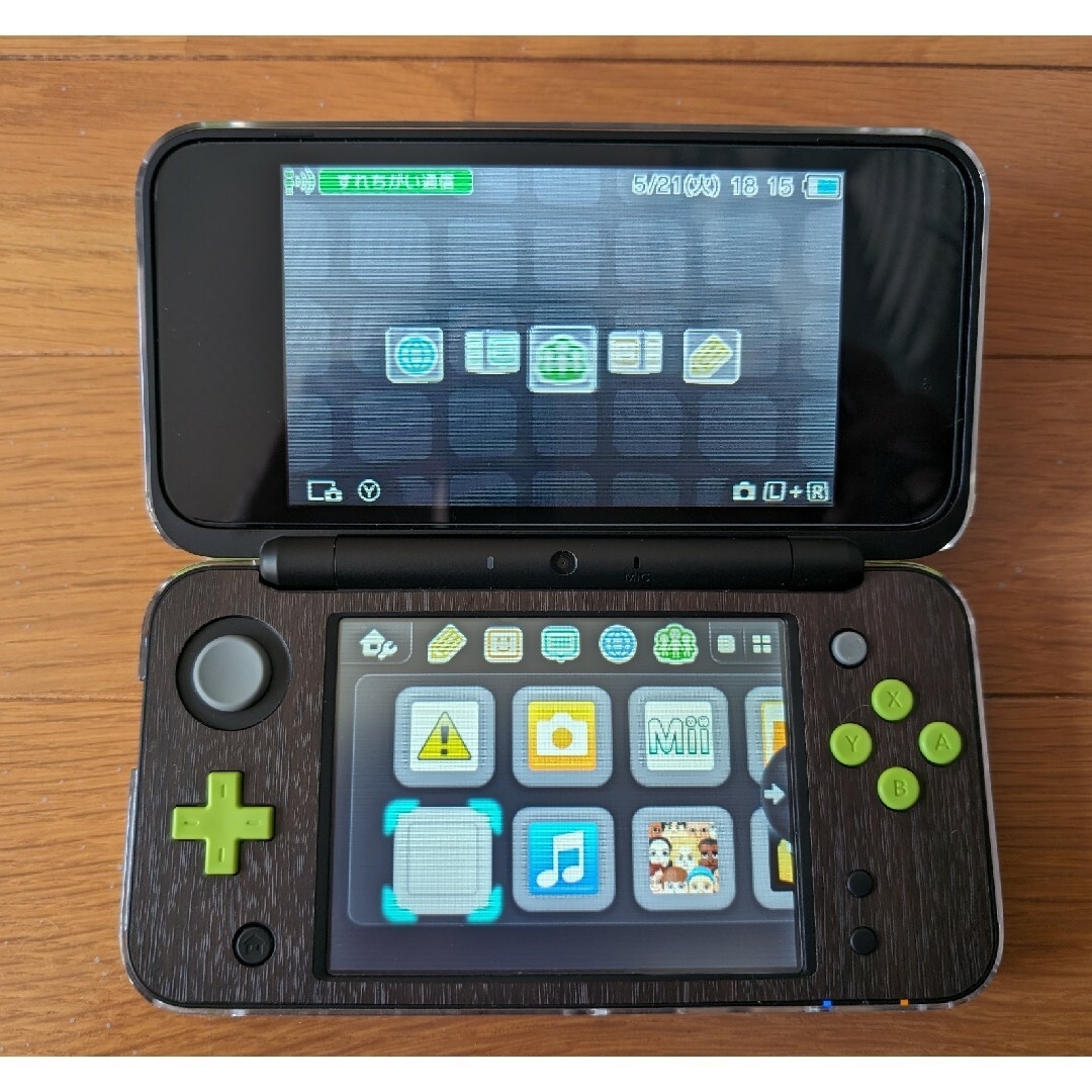 ニンテンドー2DS(ニンテンドー2DS)のNintendo ゲーム機本体 NEW ニンテンドー 2DS LL ブラック/… エンタメ/ホビーのゲームソフト/ゲーム機本体(携帯用ゲーム機本体)の商品写真