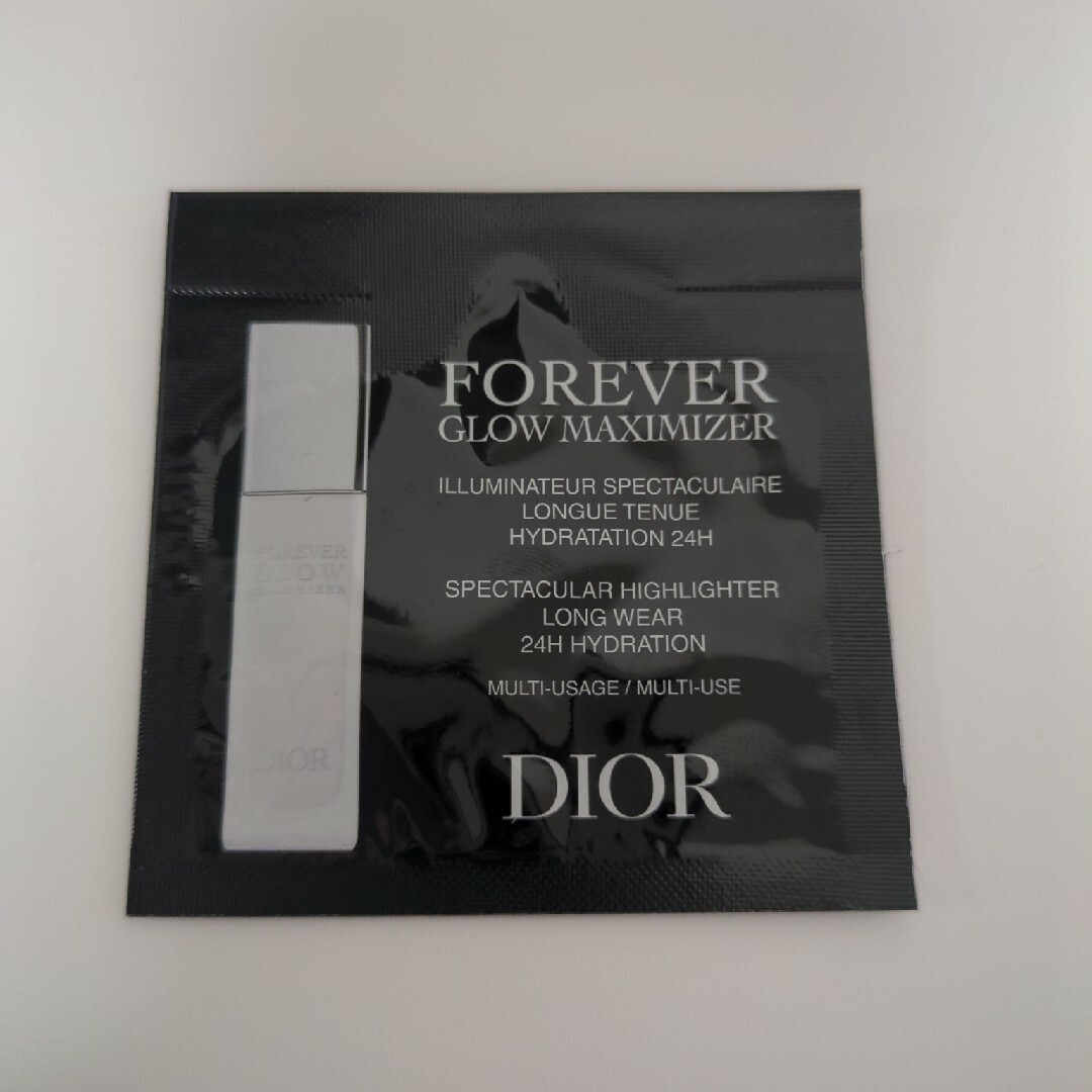 Dior(ディオール)のディオールスキン　フォーエヴァー　サンプル コスメ/美容のキット/セット(サンプル/トライアルキット)の商品写真