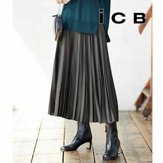 アイシービー(ICB)の美品●ICB Lying Pleats プリーツスカート アイシービー(ロングスカート)