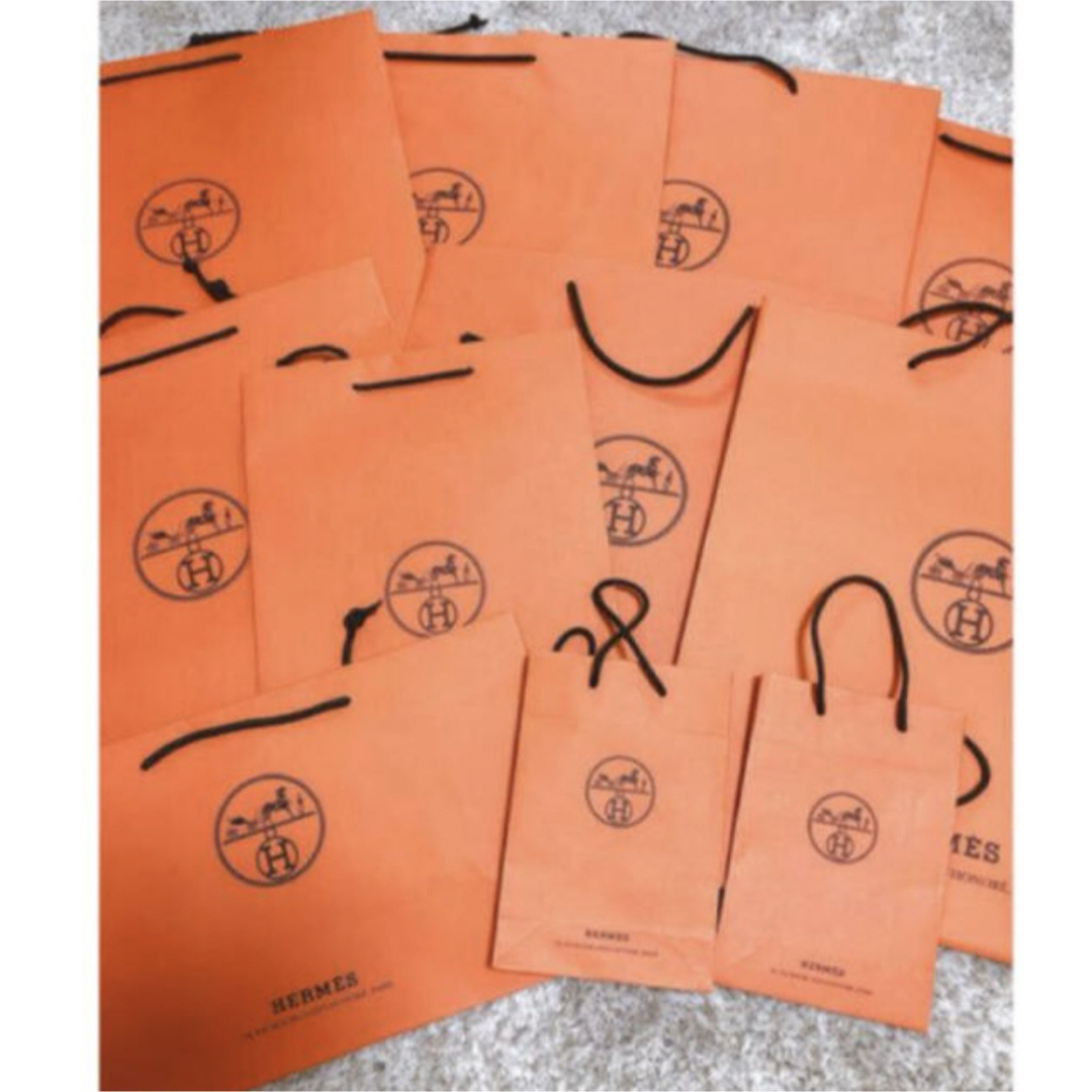 Hermes(エルメス)の【新品未使用】エルメス特大ショッパー✨️2枚セット レディースのバッグ(ショップ袋)の商品写真