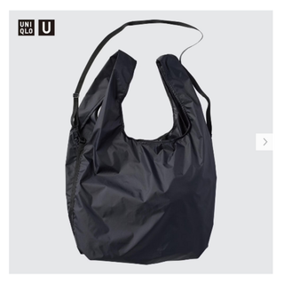 ユニクロ(UNIQLO)のお値下げ【タグ付き 未使用】ユニクロU ポケッタブル2WAYバッグ BLACK(エコバッグ)