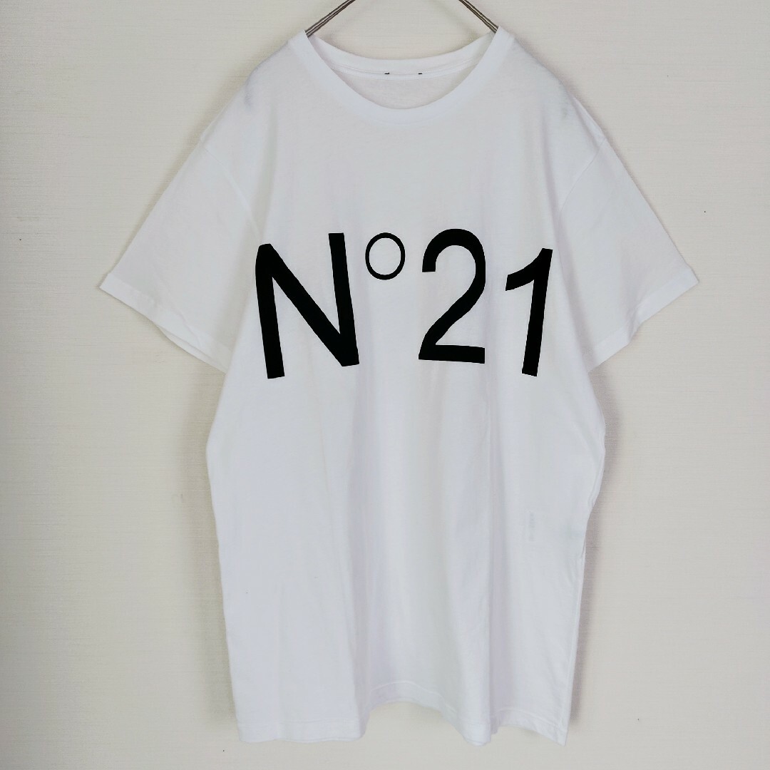 N°21(ヌメロヴェントゥーノ)の【ビッグロゴ】N°21 ヌメロ ヴェントゥーノ☆半袖Tシャツ　白　イタリア製　S メンズのトップス(Tシャツ/カットソー(半袖/袖なし))の商品写真