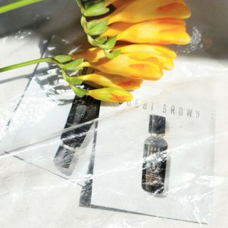 ボビイブラウン(BOBBI BROWN)の「４月分」2包　BOBBYBROWN　インテンシブセラムファンデーション(ファンデーション)