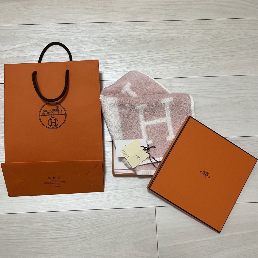 Hermes(エルメス)のHERMES ハンドタオル レディースのファッション小物(ハンカチ)の商品写真