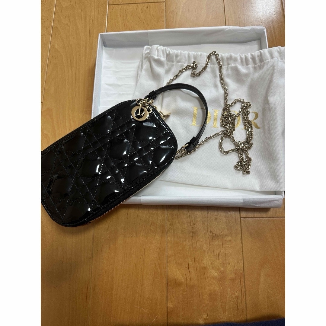 ディオール LADY DIOR フォンホルダー パテントカーフスキン ディオール LADY DIOR フォンホルダー パテントカーフスキン
