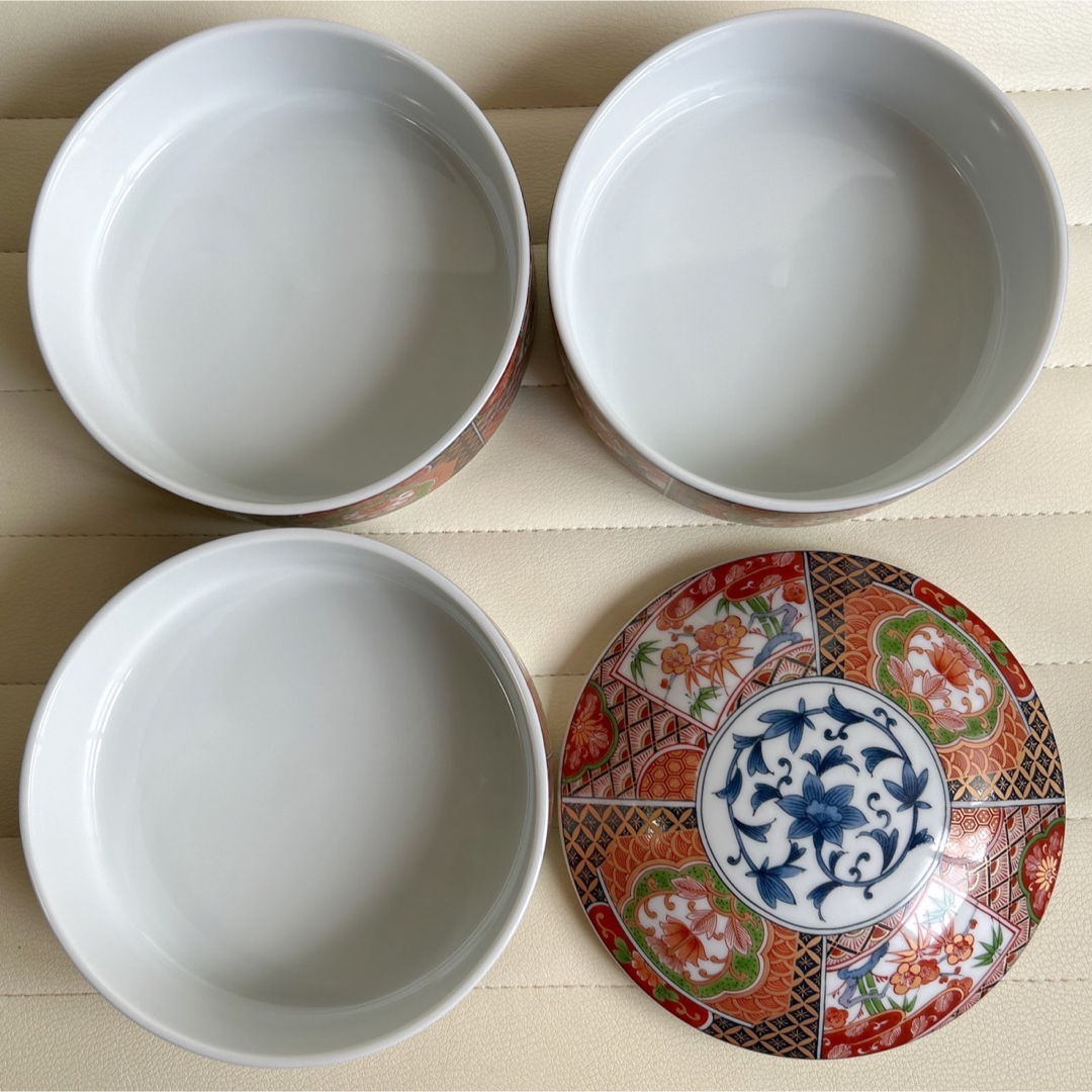 有田焼 - 三洋陶器 龍峰窯 林斎 古伊万里 三段重 蓋付き重ね鉢 有田焼 - 三洋陶器 龍峰窯 林斎 古伊万里 三段重 蓋付き重ね鉢