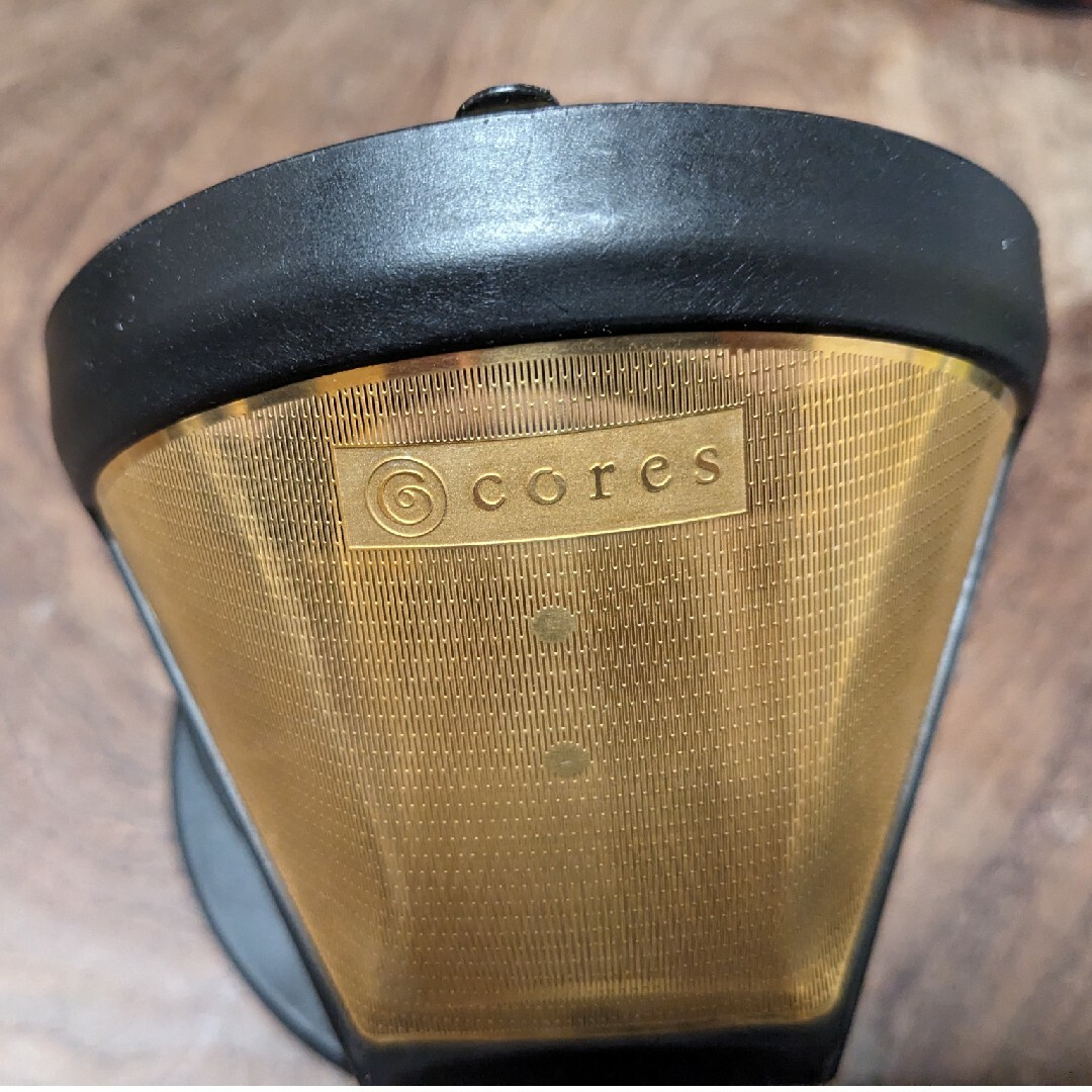 Cores(コレス)の【cores】ゴールドフィルター（2〜4杯用） インテリア/住まい/日用品のキッチン/食器(収納/キッチン雑貨)の商品写真