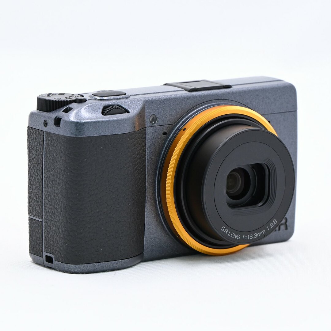 RICOH(リコー)のRICOH GR III Street Edition Limited Kit スマホ/家電/カメラのカメラ(コンパクトデジタルカメラ)の商品写真