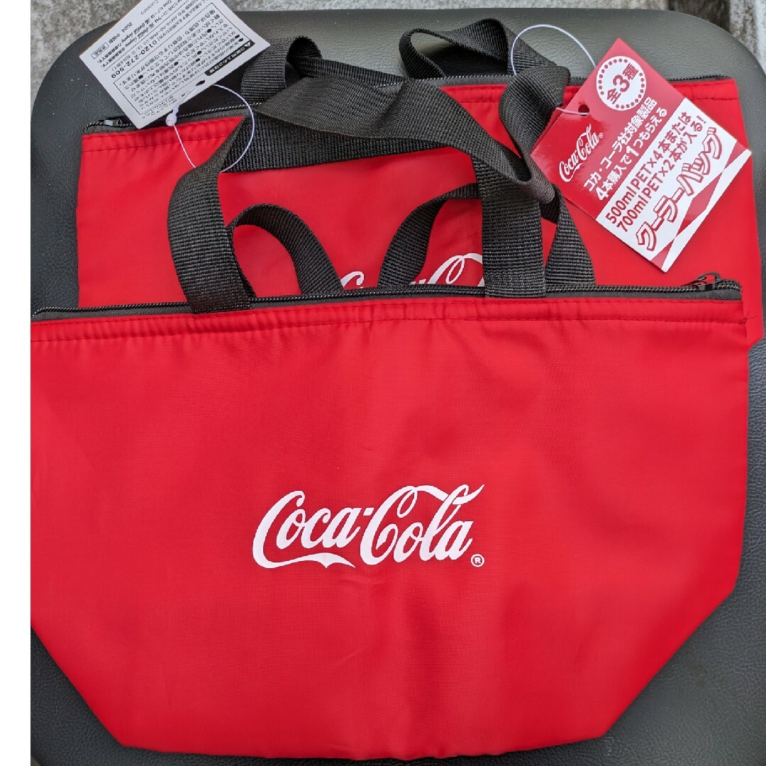 コカ・コーラ(コカコーラ)のコカ・コーラオリジナルクーラーバッグ２個 エンタメ/ホビーのコレクション(ノベルティグッズ)の商品写真