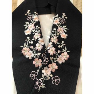 刺繍半衿・和装小物・着物・半衿・卒業式・結婚式・入学式・フォーマル(和装小物)