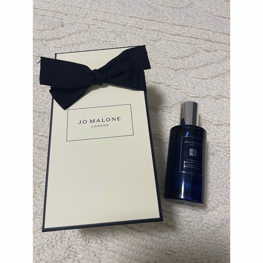 Jo Malone(ジョーマローン)の新品 JO MALONE LONDON ピローミスト ラベンダー＆ムーンフラワー コスメ/美容の香水(ユニセックス)の商品写真