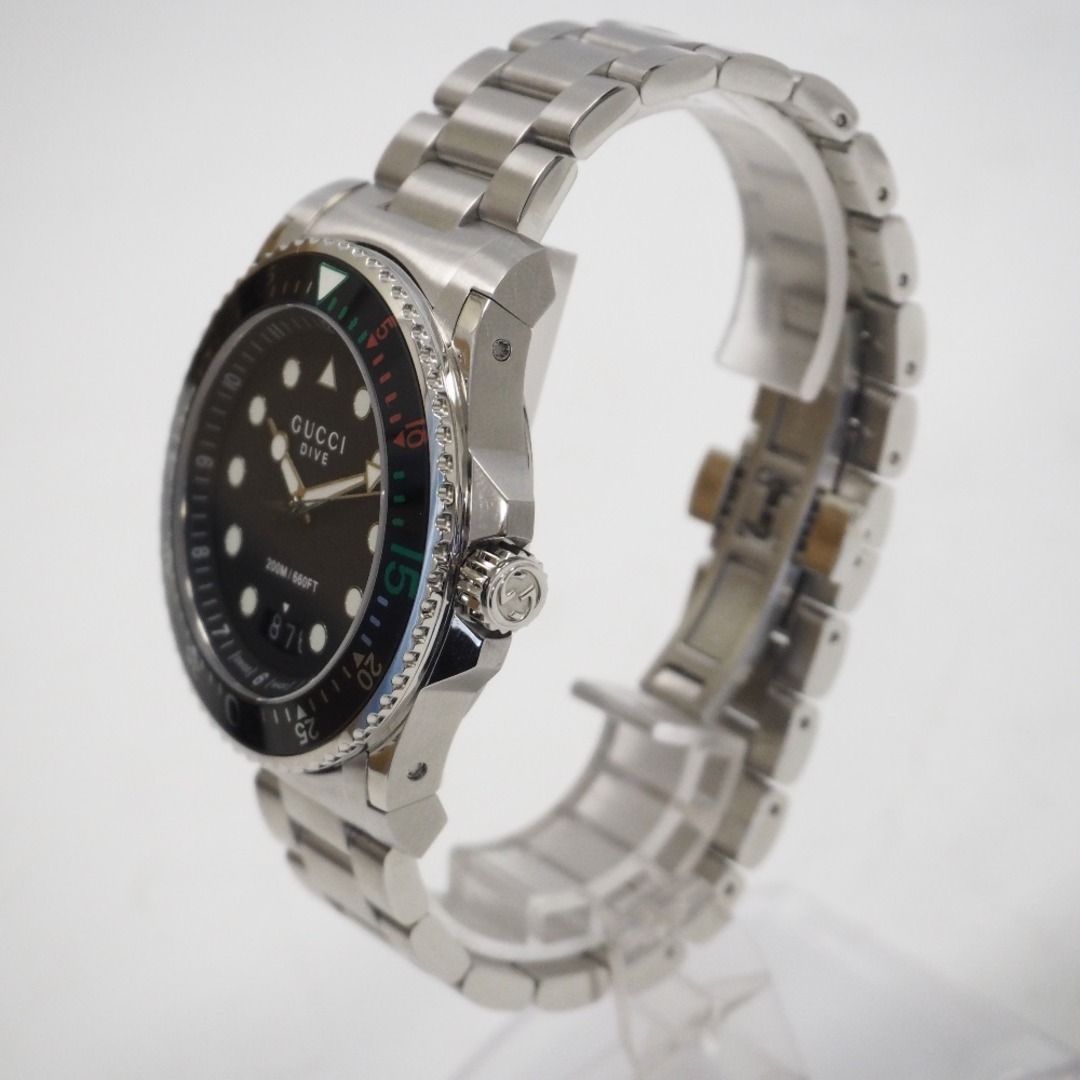 Gucci(グッチ)のグッチ 腕時計 DIVE ダイブ 136.2 SS クオーツ ブラック文字盤 メンズ  Th958962 超美品・中古 メンズの時計(腕時計(アナログ))の商品写真