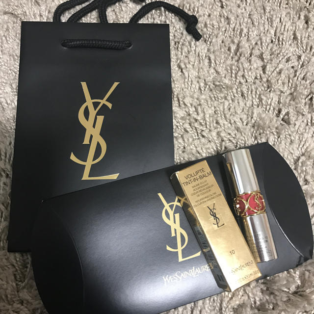 Yves Saint Laurent Beaute(イヴサンローランボーテ)の最終価格 ヴォリュプテティントインバーム 新品 10番 YSL コスメ/美容のベースメイク/化粧品(口紅)の商品写真