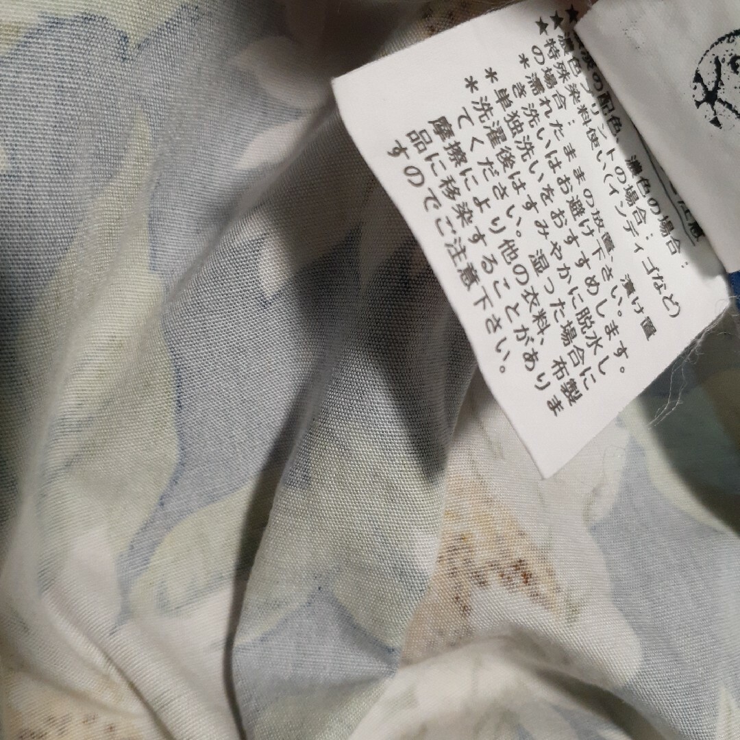 HANAE MORI(ハナエモリ)の古着　中古品　劣化　シミ有り　昭和　小花柄　小花模様　フラワー　エプロン　前掛け レディースのレディース その他(その他)の商品写真