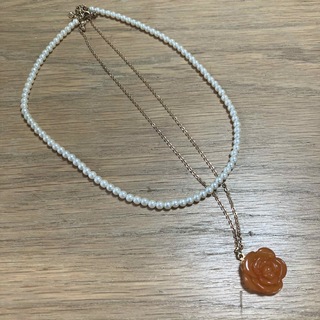 ネックレス　バラ　真珠　オレンジ　おもちゃ(ネックレス)