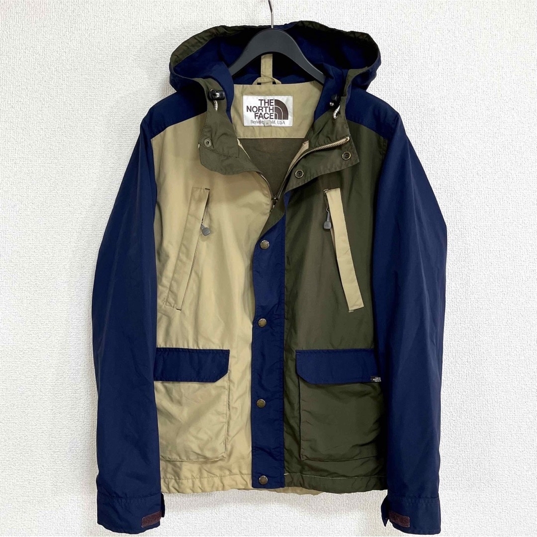 THE NORTH FACE(ザノースフェイス)の美品レア ノースフェイス ホワイトレーベル マウンテンパーカー レディースM レディースのジャケット/アウター(ナイロンジャケット)の商品写真