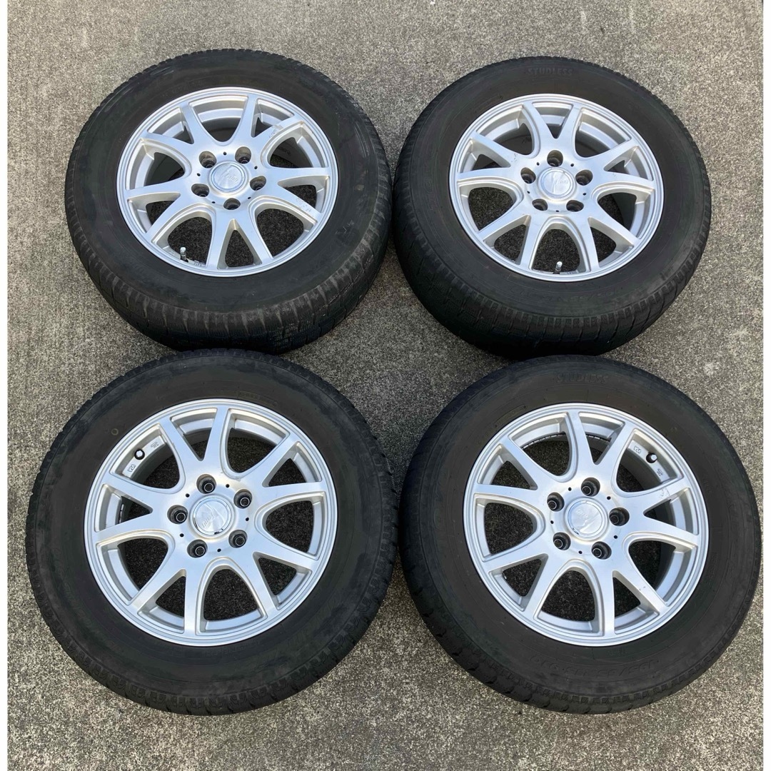 トーヨータイヤ(トーヨータイヤ)の195/65R15 スタッドレスタイヤ アルミホイール４本セット キャップナット 自動車/バイクの自動車(タイヤ・ホイールセット)の商品写真