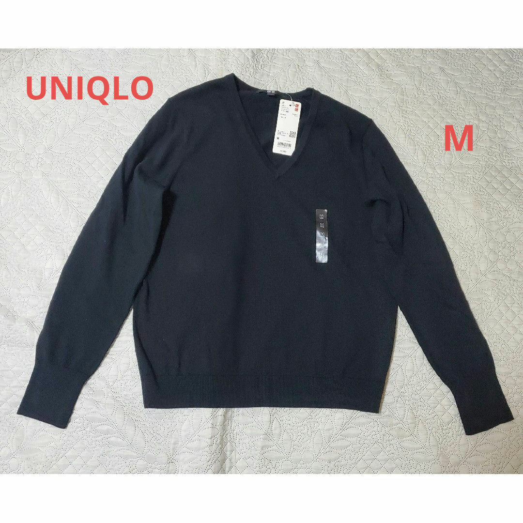 UNIQLO(ユニクロ)の(新品タグ付き)ユニクロ ウォッシャブルコットンVネックセ－タ－ 長袖 M レディースのトップス(ニット/セーター)の商品写真