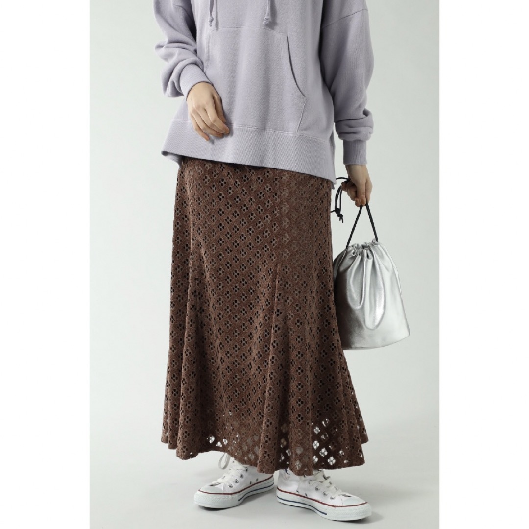 ROSE BUD(ローズバッド)の【ROSE BUD（ローズバッド）】FREEサイズ　茶色　フレアスカート レディースのスカート(ロングスカート)の商品写真