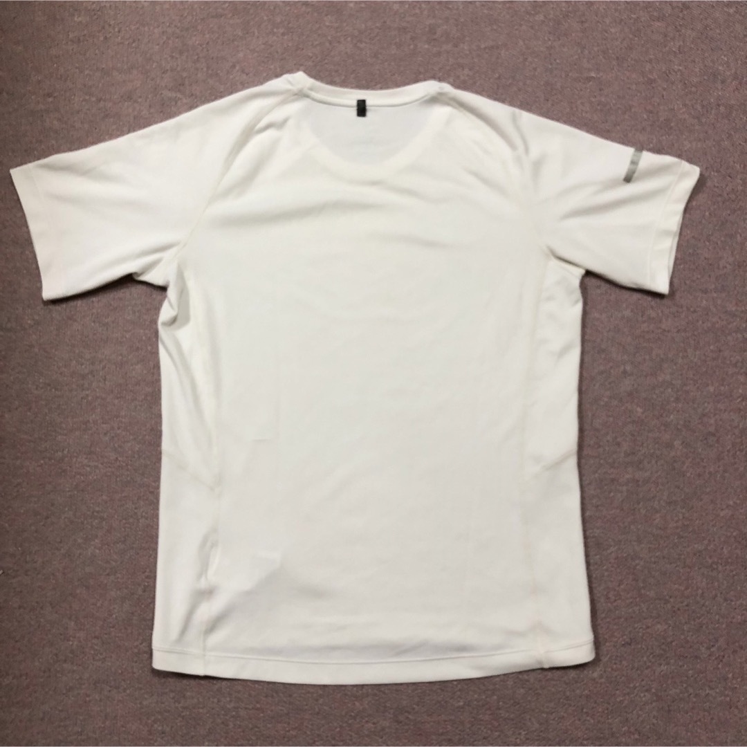 NIKE(ナイキ)のナイキ Tシャツ 白 Sサイズ NIKE メンズのトップス(Tシャツ/カットソー(半袖/袖なし))の商品写真