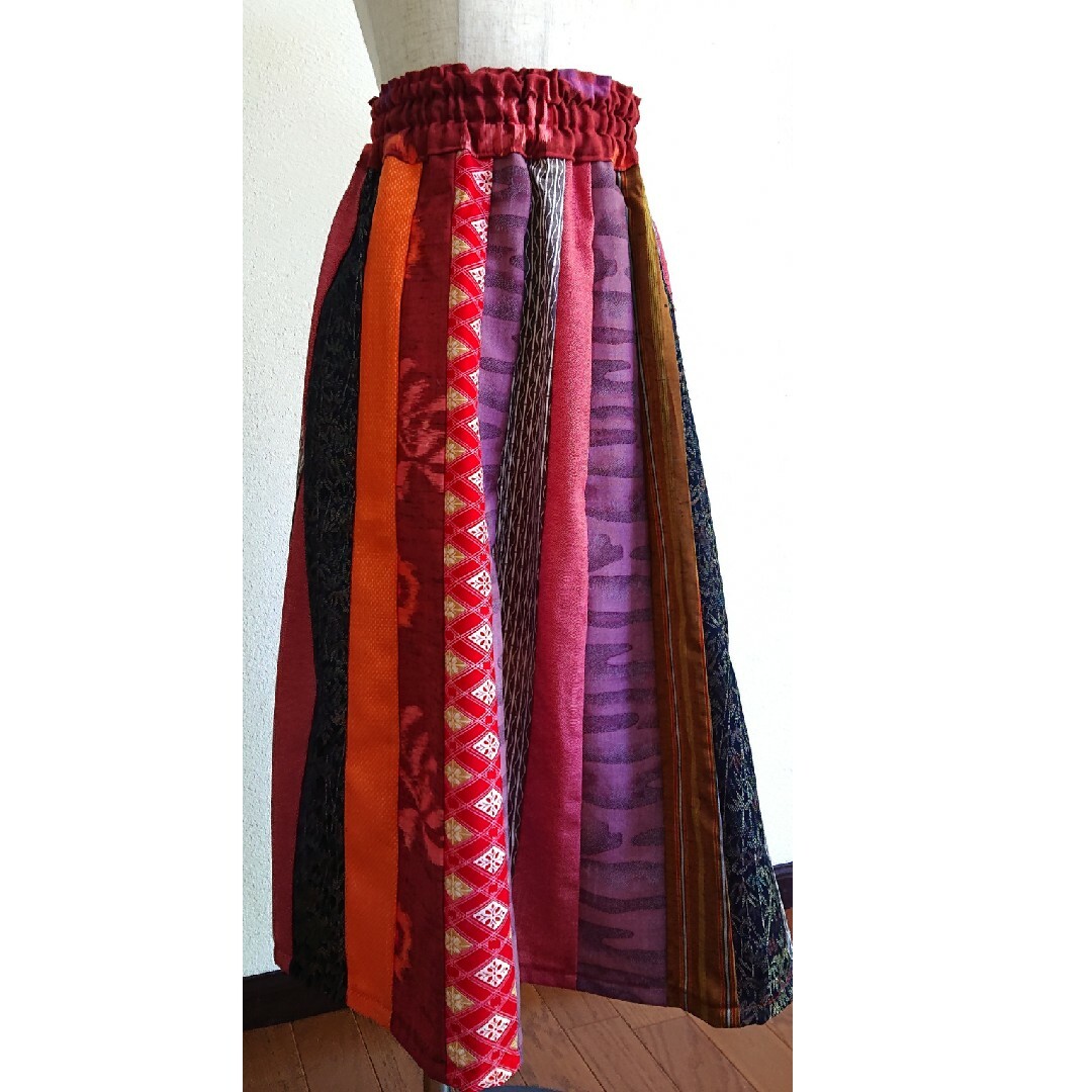 現品限り!!!着物リメイク 贅沢カラフル♡  マキシスカート  ハンドメイド レディースのスカート(ロングスカート)の商品写真