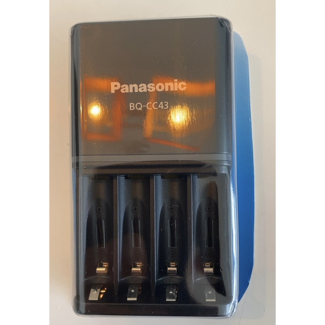 Panasonic(パナソニック)のエネループ 充電器 （BQ-CC43） パナソニック eneloop スマホ/家電/カメラの生活家電(その他)の商品写真