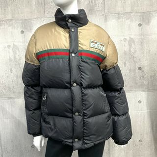 グッチ(Gucci)のGUCCI グッチ ダウンジャケット パテッドジャケット アウター 上着 アパレル 服 46 694162 ベージュ ブラック 黒 シルバー金具 ナイロン    メンズ 冬【中古品】(Gジャン/デニムジャケット)