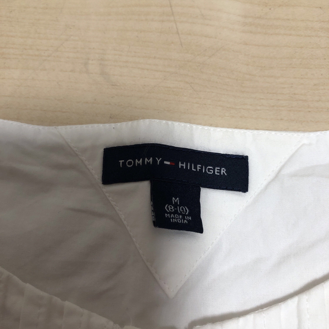 TOMMY HILFIGER(トミーヒルフィガー)のトミーヒルフィガー　Tommy HILFIGER ロゴ　ブラウス　シャツ　140 キッズ/ベビー/マタニティのキッズ服女の子用(90cm~)(ブラウス)の商品写真