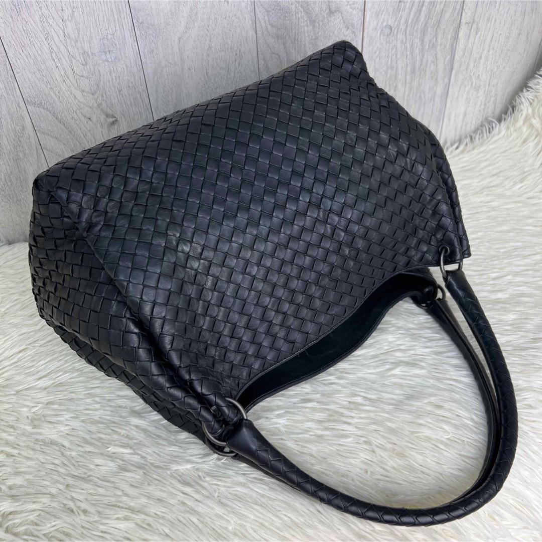 Bottega Veneta(ボッテガヴェネタ)の人気♡保存袋♡美品♡ボッテガヴェネタ イントレチャート ショルダー トートバッグ レディースのバッグ(トートバッグ)の商品写真