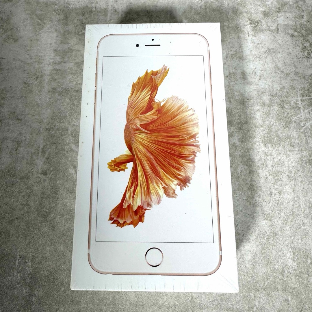 Apple(アップル)の新品・未開封品 iPhone 6s Plus 32GB Rose Gold スマホ/家電/カメラのスマートフォン/携帯電話(スマートフォン本体)の商品写真