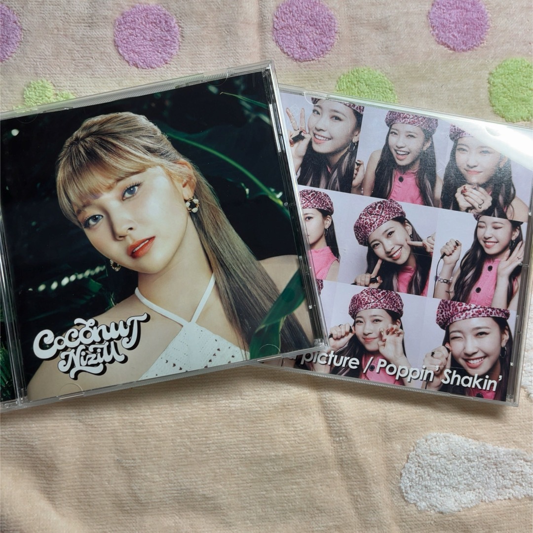 NiziU(ニジュー)のNiziU  CD マユカ　coconut  セット エンタメ/ホビーのCD(K-POP/アジア)の商品写真
