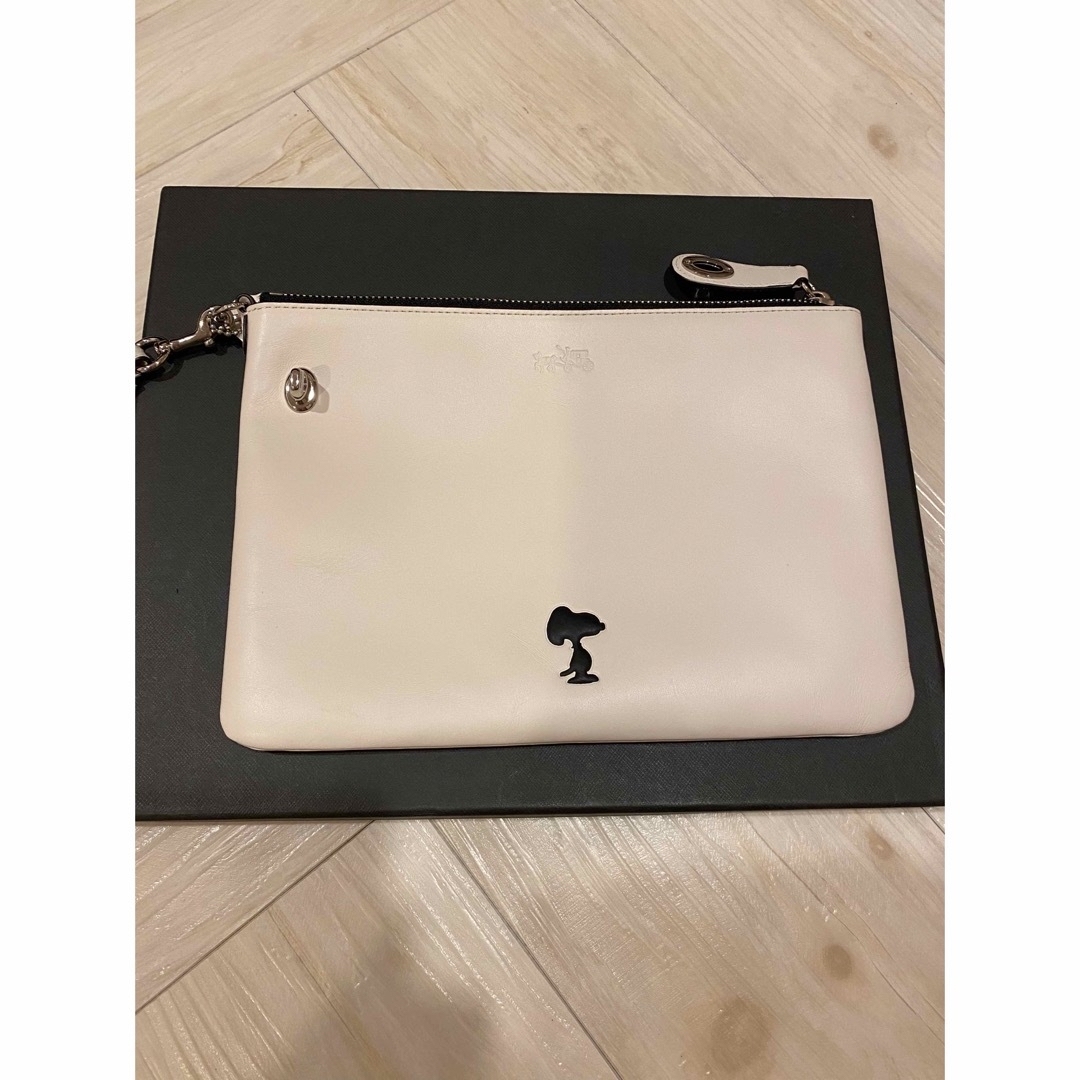 ⭐︎COACHコーチ☆スヌーピーコラボ⭐︎クラッチバッグ ポーチ ⭐︎COACHコーチ☆スヌーピーコラボ⭐︎クラッチバッグ ポーチ