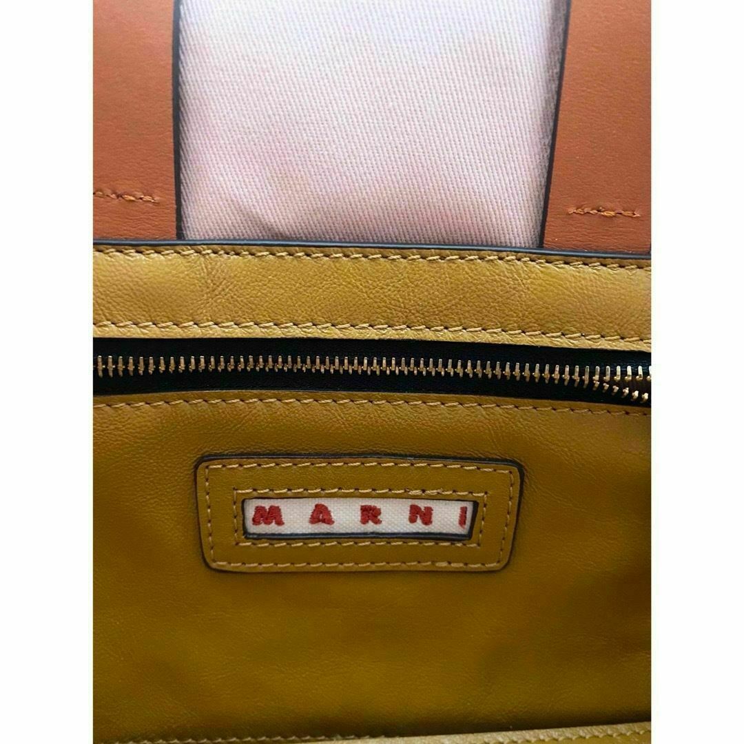 Marni(マルニ)のMARNI 新品未使用　MUSEO　トートバッグ　ムゼオ　ミニショルダーバッグ レディースのバッグ(ショルダーバッグ)の商品写真