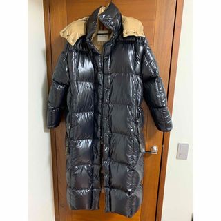 モンクレール(MONCLER)の美品　モンクレール　parnaiba ブラック　4 moncler ロング(ダウンジャケット)