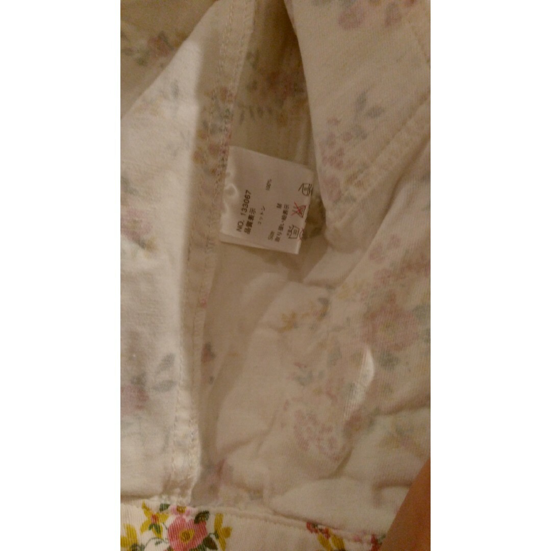 デニムジャケット　白花柄　Мサイズ レディースのジャケット/アウター(Gジャン/デニムジャケット)の商品写真