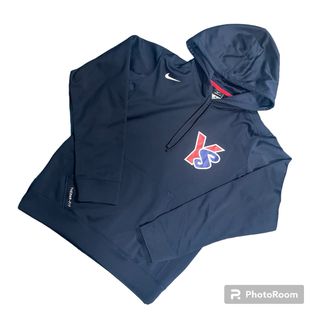 ナイキ(NIKE)の【超希少品】ヤクルトスワローズ　NIKE THERMA-FIT パーカー　L(パーカー)