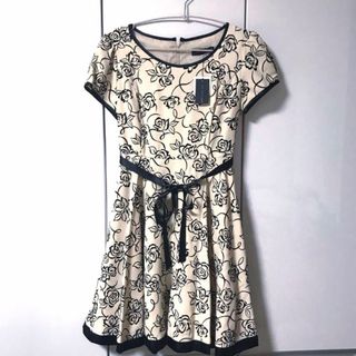 【新品】L'EST ROSE AMIE 花柄　リボン　ワンピース