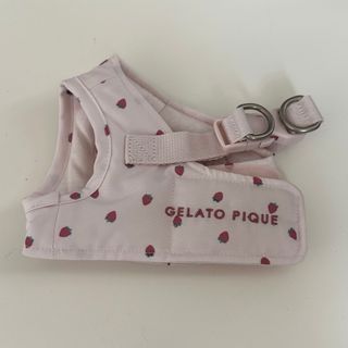 ジェラートピケ(gelato pique)のジェラートピケ ハーネス ピンクいちご柄 S(犬)