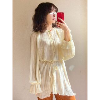 ロキエ(Lochie)の　　vintage drape White blouse tunic ✴︎(シャツ/ブラウス(半袖/袖なし))