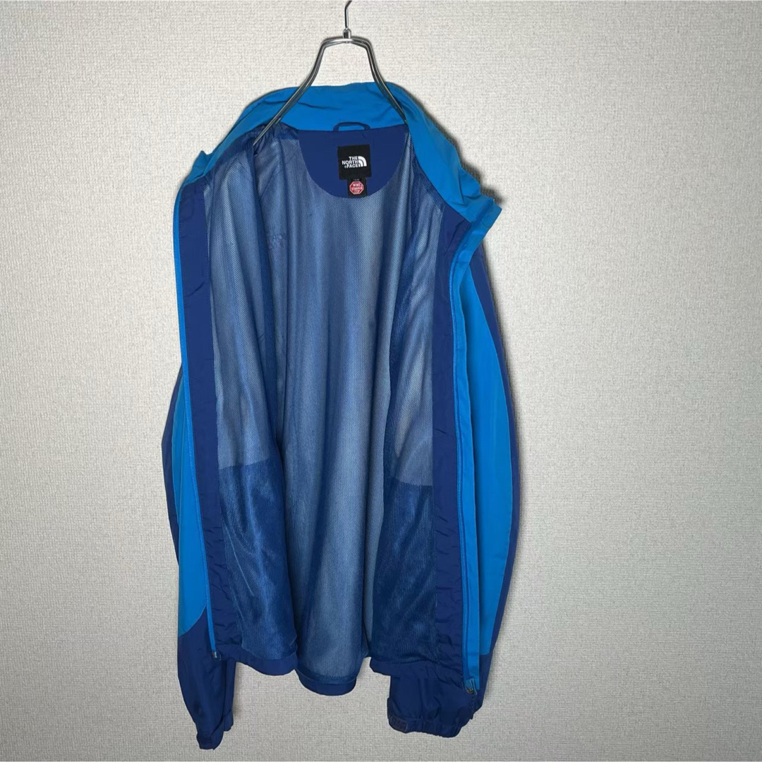 THE NORTH FACE(ザノースフェイス)のノースフェイス　ナイロンジャケット　WINDSTOPPER ブルー　メンズXL メンズのジャケット/アウター(ナイロンジャケット)の商品写真