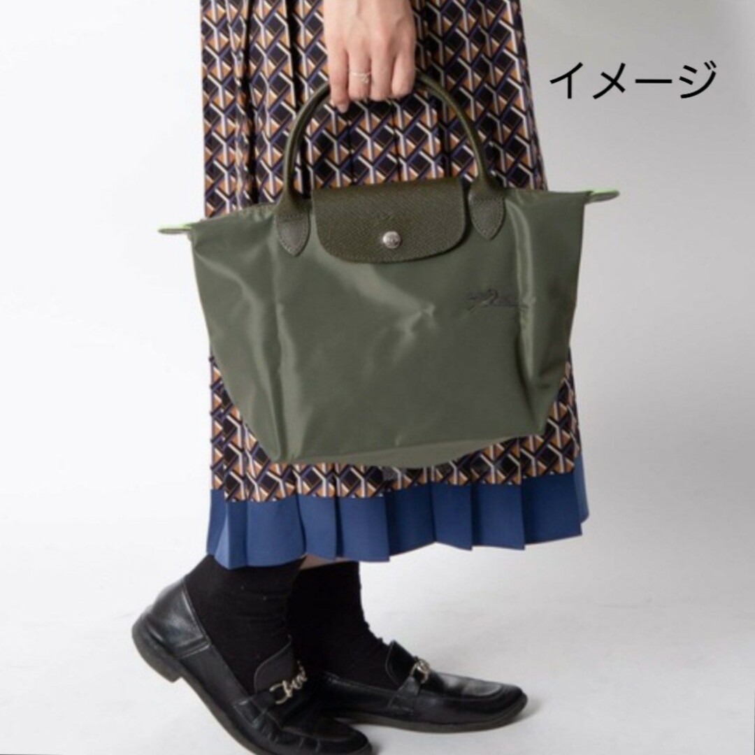 LONGCHAMP(ロンシャン)の【新品】LONGCHAMP LE PLIAGE Sサイズ ブラック白刺繍 レディースのバッグ(ハンドバッグ)の商品写真