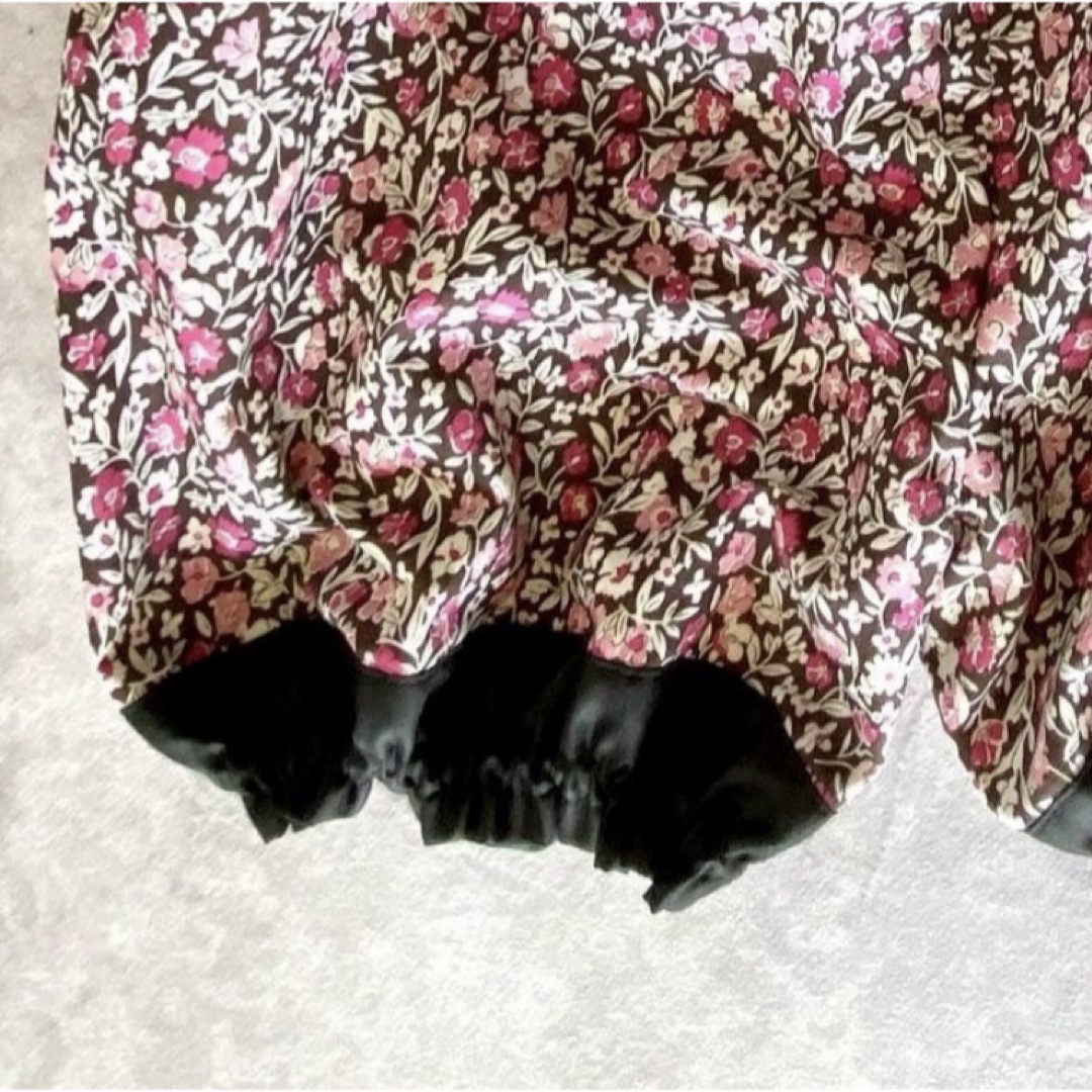 リバティ 子供服 ロングブルマ かぼちゃパンツ ピンク ブラック90サイズ キッズ/ベビー/マタニティのキッズ服女の子用(90cm~)(パンツ/スパッツ)の商品写真