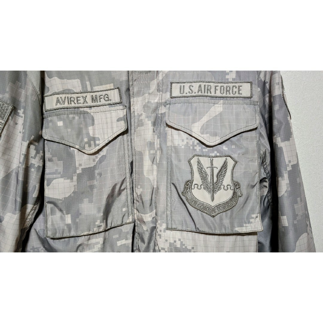 AVIREX(アヴィレックス)のAVIREX AIR-FORCE ジャケット(シルバー) メンズのジャケット/アウター(ミリタリージャケット)の商品写真