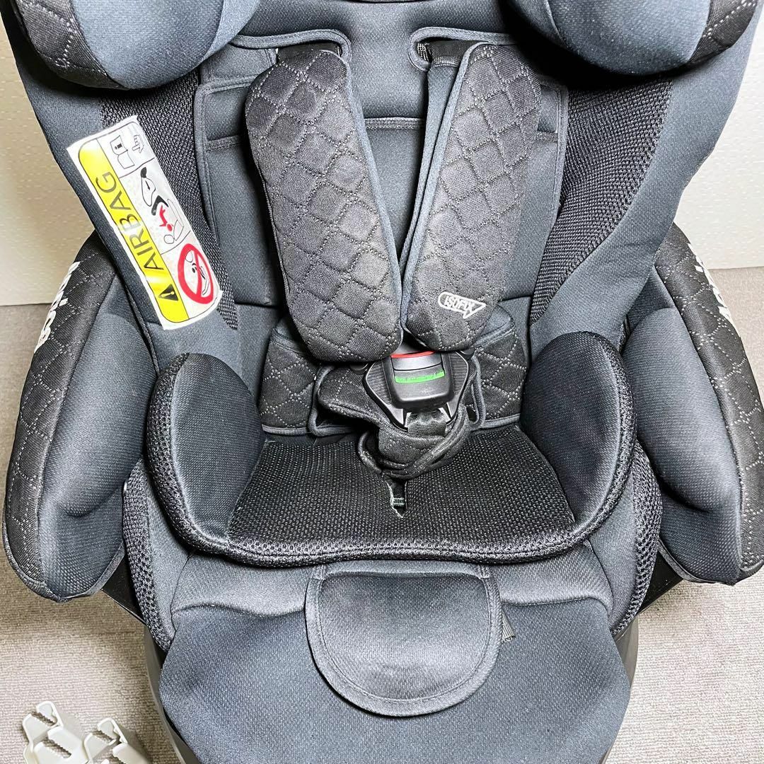 Aprica(アップリカ)のAprica フラディア グロウ ISOFIX プレミアム ブラック キッズ/ベビー/マタニティの外出/移動用品(自動車用チャイルドシート本体)の商品写真