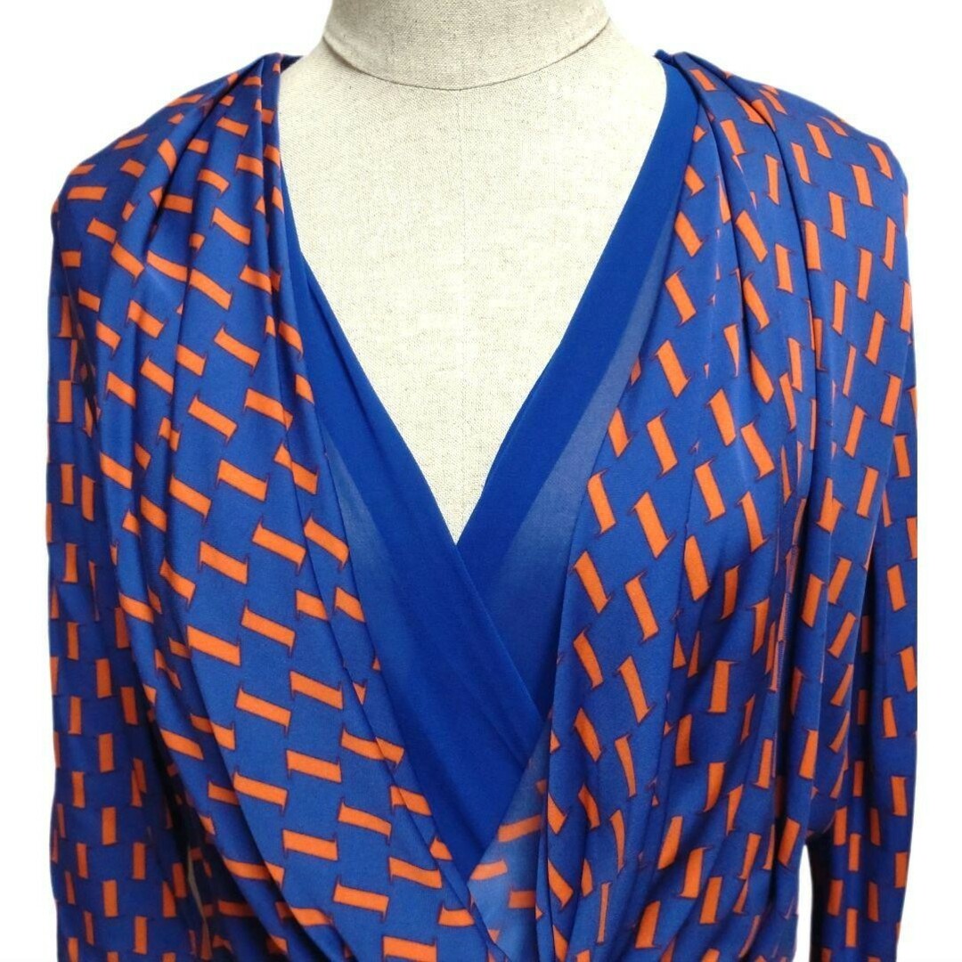 DIANE von FURSTENBERG(ダイアンフォンファステンバーグ)の★美品★ダイアン フォン ファステンバーグ　ワンピース　シルク　カシュクール レディースのワンピース(ひざ丈ワンピース)の商品写真