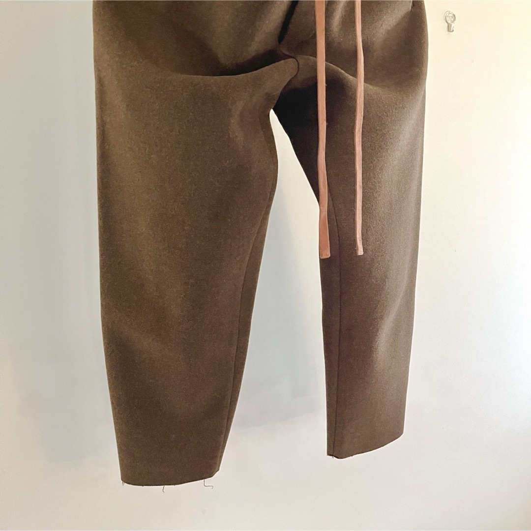 SUNSEA(サンシー)のSUNSEA CUT OFF MELTON PANTS 16aw メルトンパンツ メンズのパンツ(その他)の商品写真